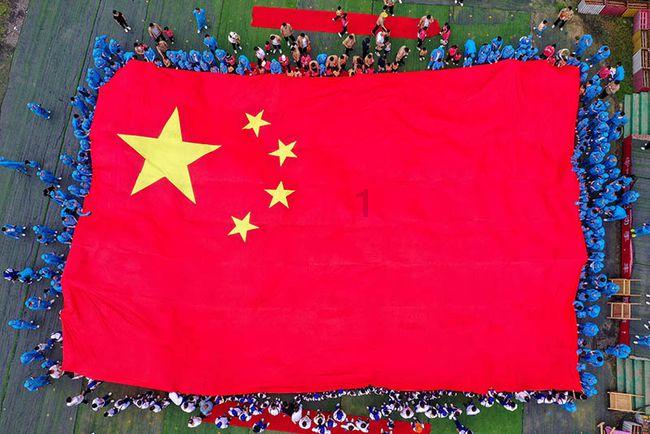 记者:内佩将和拜仁分道扬镳,他在凯恩和金玟哉转会中至关重要